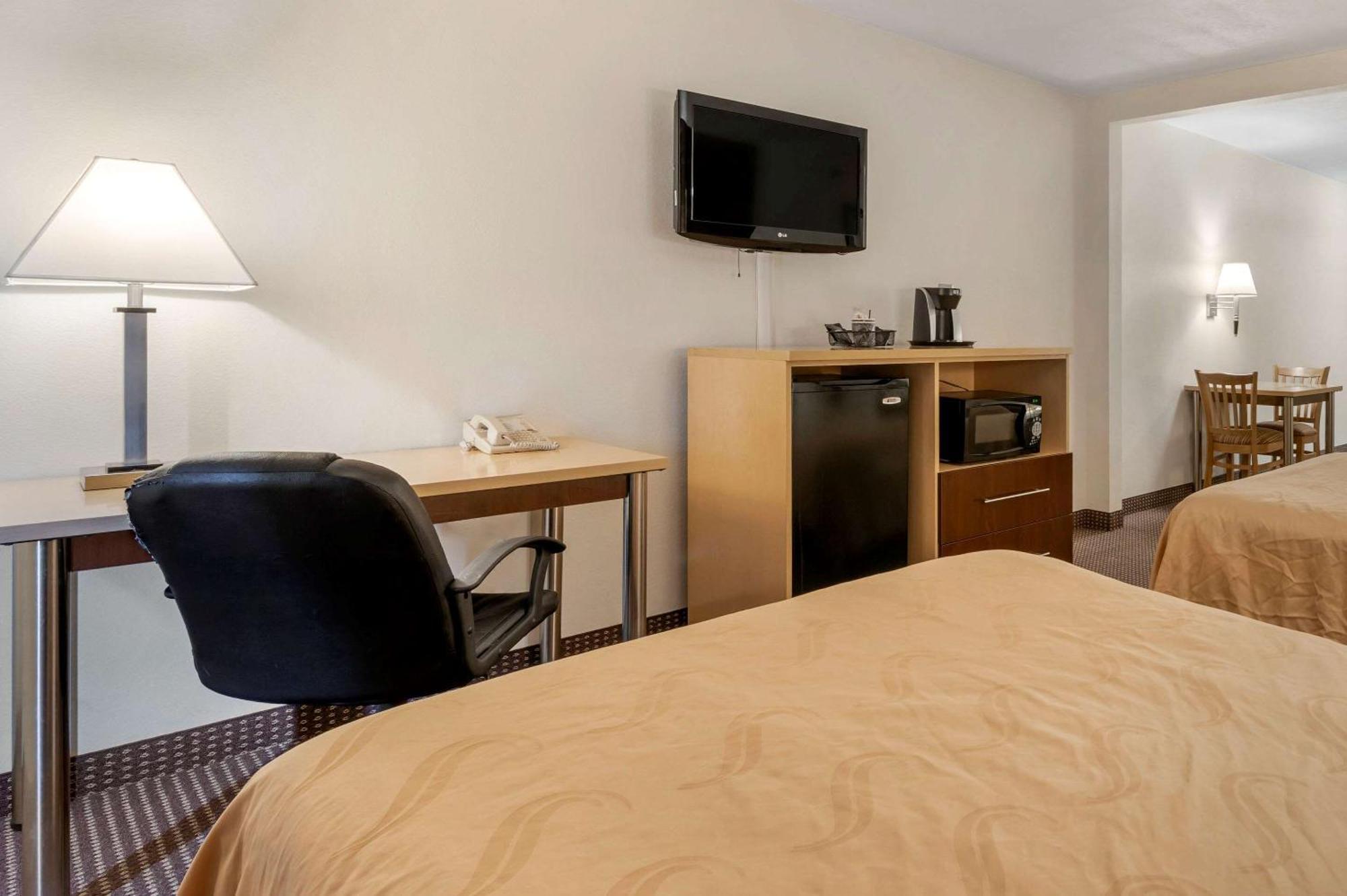 Quality Inn & Suites South-Obetz מראה חיצוני תמונה