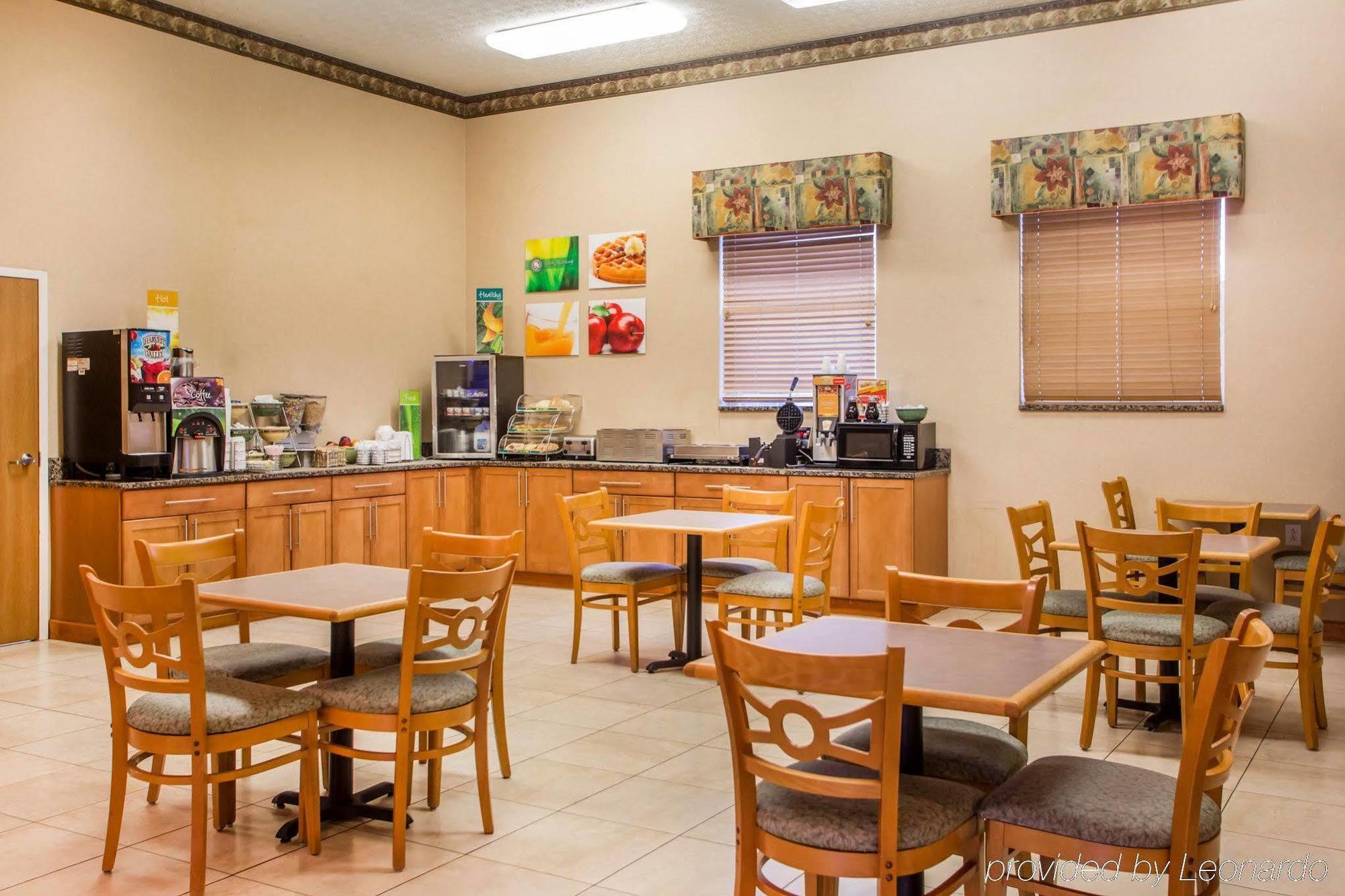 Quality Inn & Suites South-Obetz מראה חיצוני תמונה