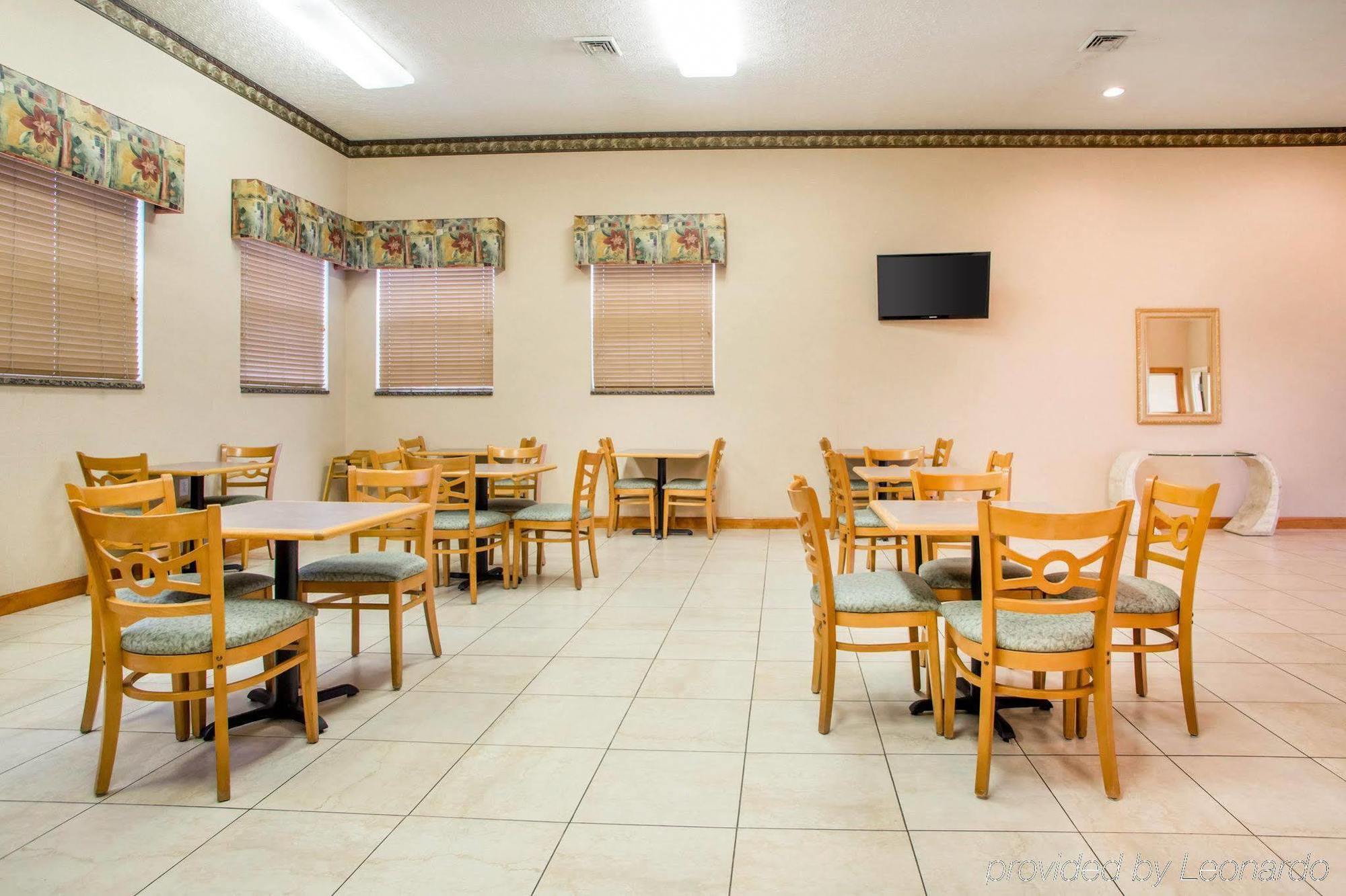Quality Inn & Suites South-Obetz מראה חיצוני תמונה
